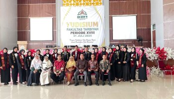 Mahasiswa Prodi BKPI Mengikuti Yudisium Fakultas Tarbiyah Periode XVIII